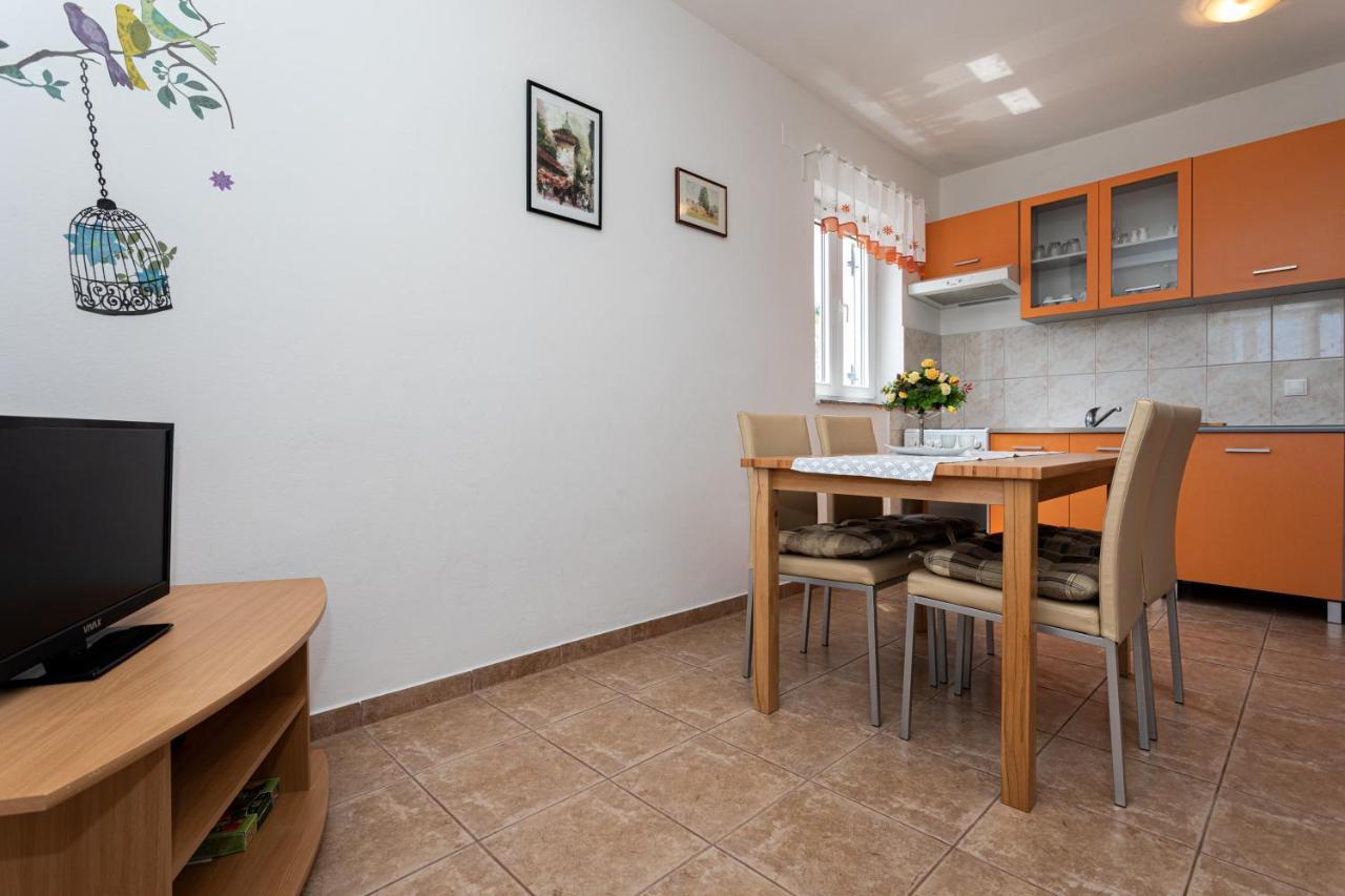 שילו Apartments Katarina מראה חיצוני תמונה