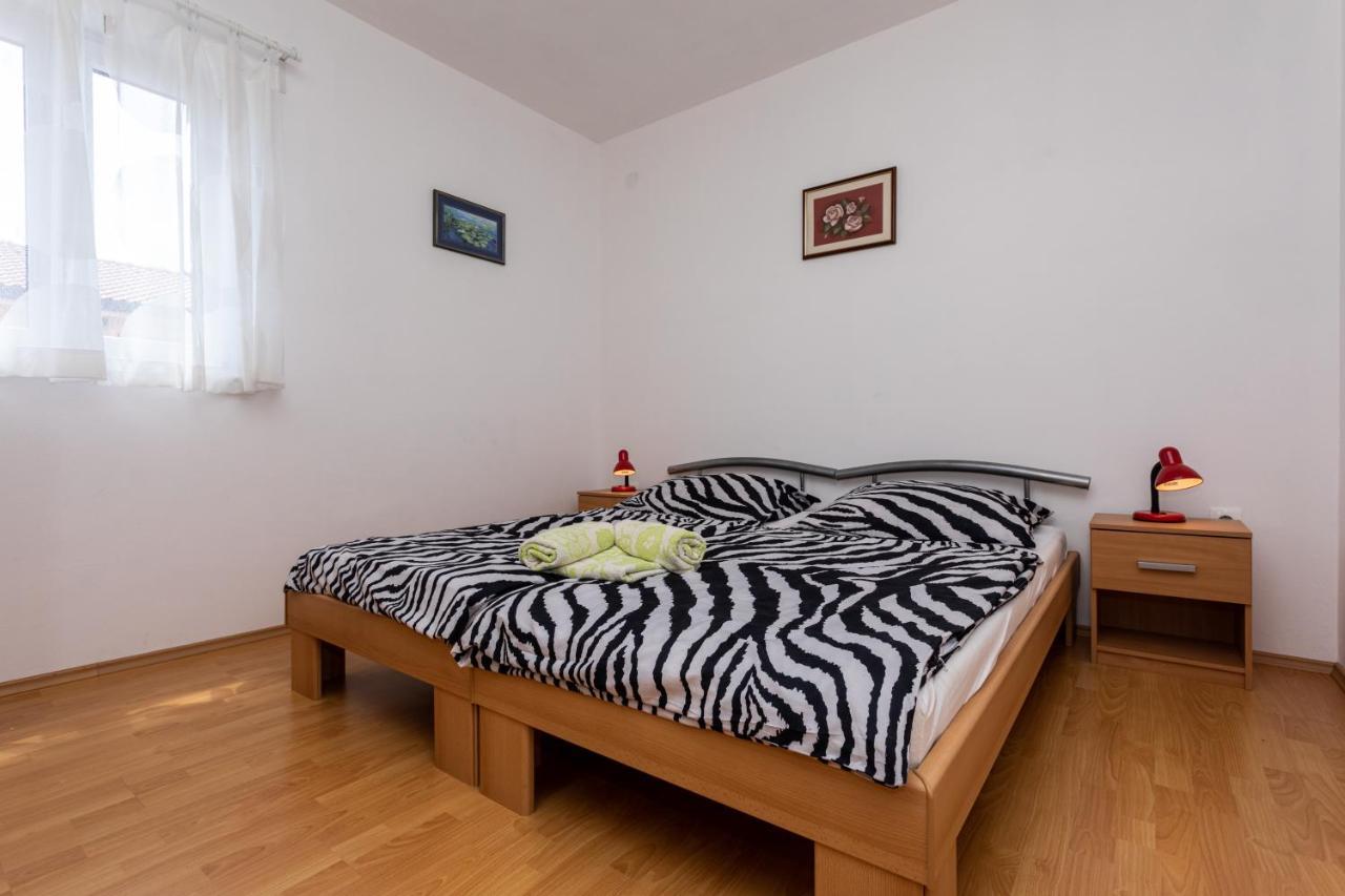 שילו Apartments Katarina מראה חיצוני תמונה