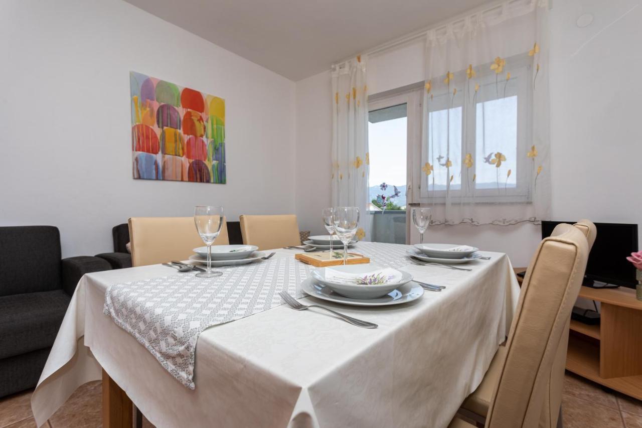 שילו Apartments Katarina מראה חיצוני תמונה
