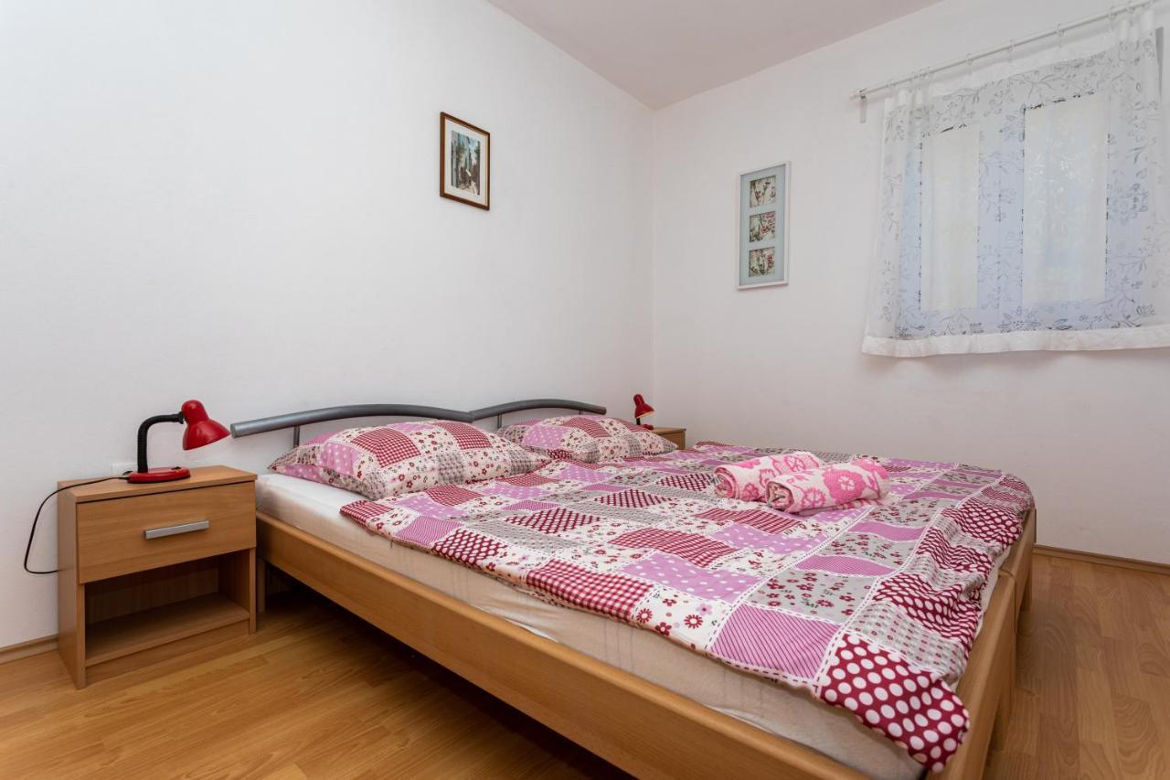 שילו Apartments Katarina מראה חיצוני תמונה