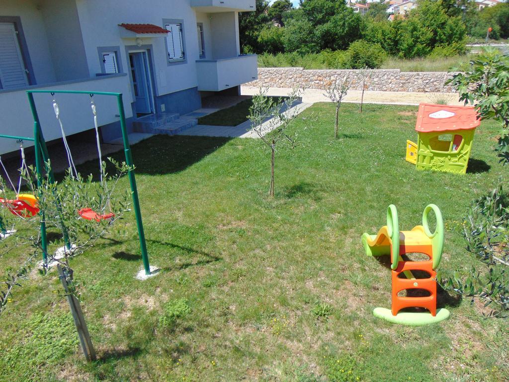 שילו Apartments Katarina מראה חיצוני תמונה